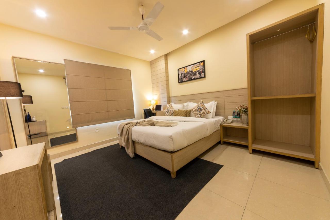 Perfectstayz Sagar Near Golden Temple Amritsar Exterior photo