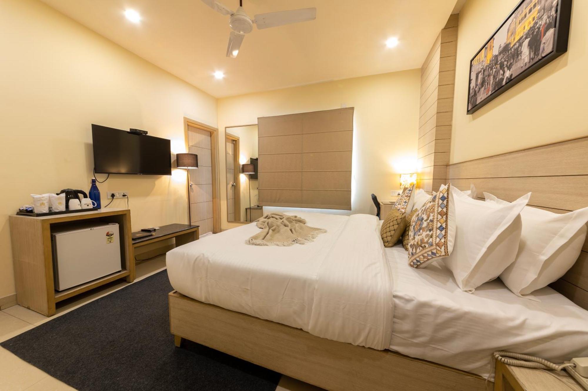 Perfectstayz Sagar Near Golden Temple Amritsar Exterior photo